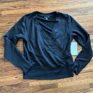 NEW Athleta Recharge Sweatshirt Medium